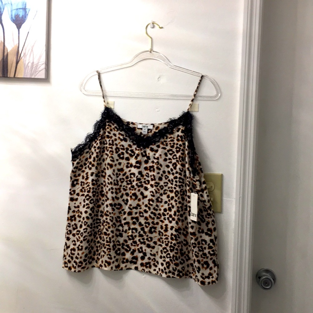 Women top